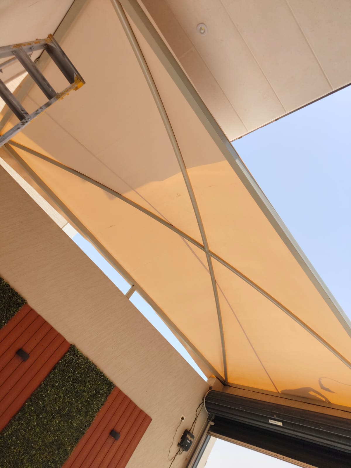 تركيب مظلات قماشية حي لبن بالرياض 1 IMG 20250909 WA0035 1