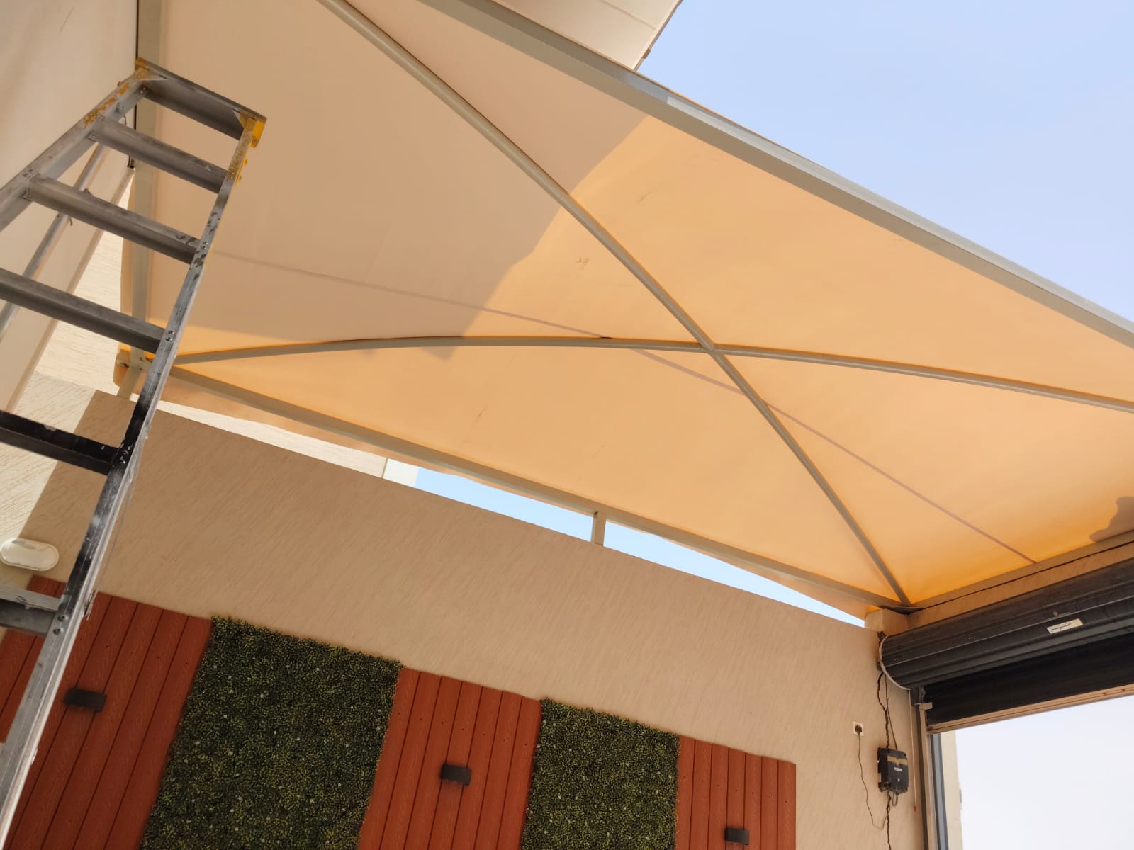 تركيب مظلات قماشية حي لبن بالرياض 9 IMG 20250909 WA0036