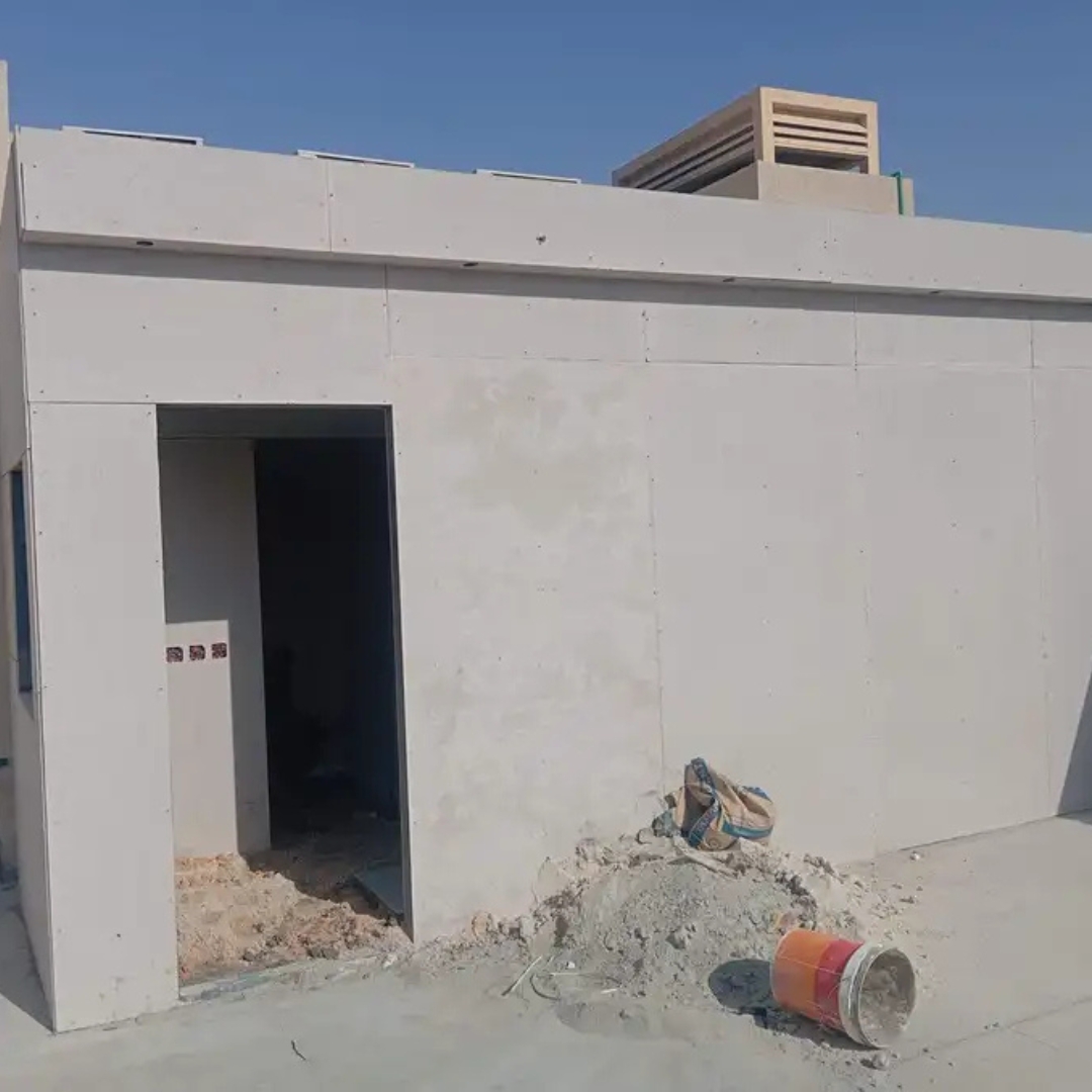 تركيب ملاحق سندويتش بانل في حي عكاظ الجديد 3 3