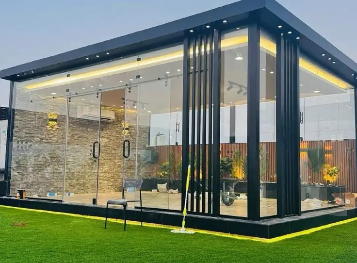 غرف زجاجية علي الاسطح بجدة