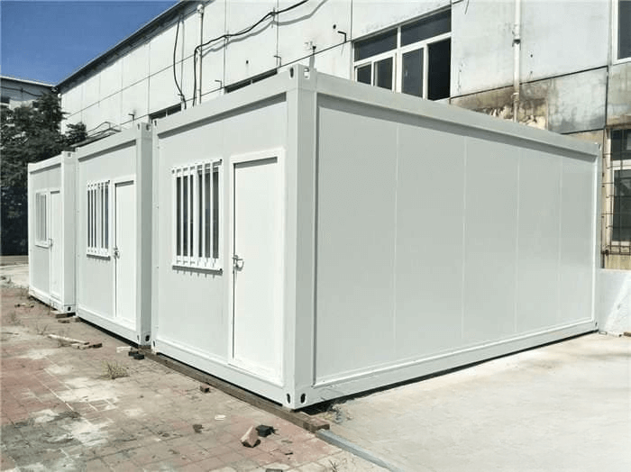 ملاحق ساندوتش بانل